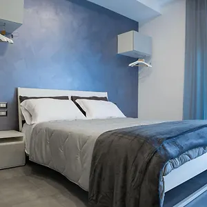 https://bb-amica-geniale.hotels-amalfi.com