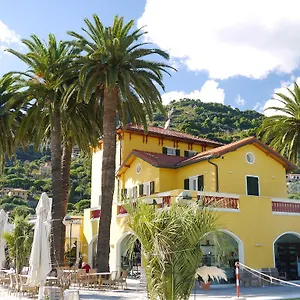 Eva Beach Ventimiglia